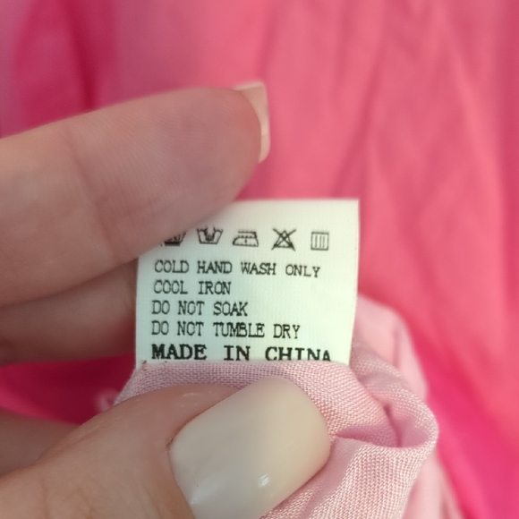 Hello Molly Dipped in Love pink ombre midi sleeveless plunge neckline dress - Picture 15 of 15